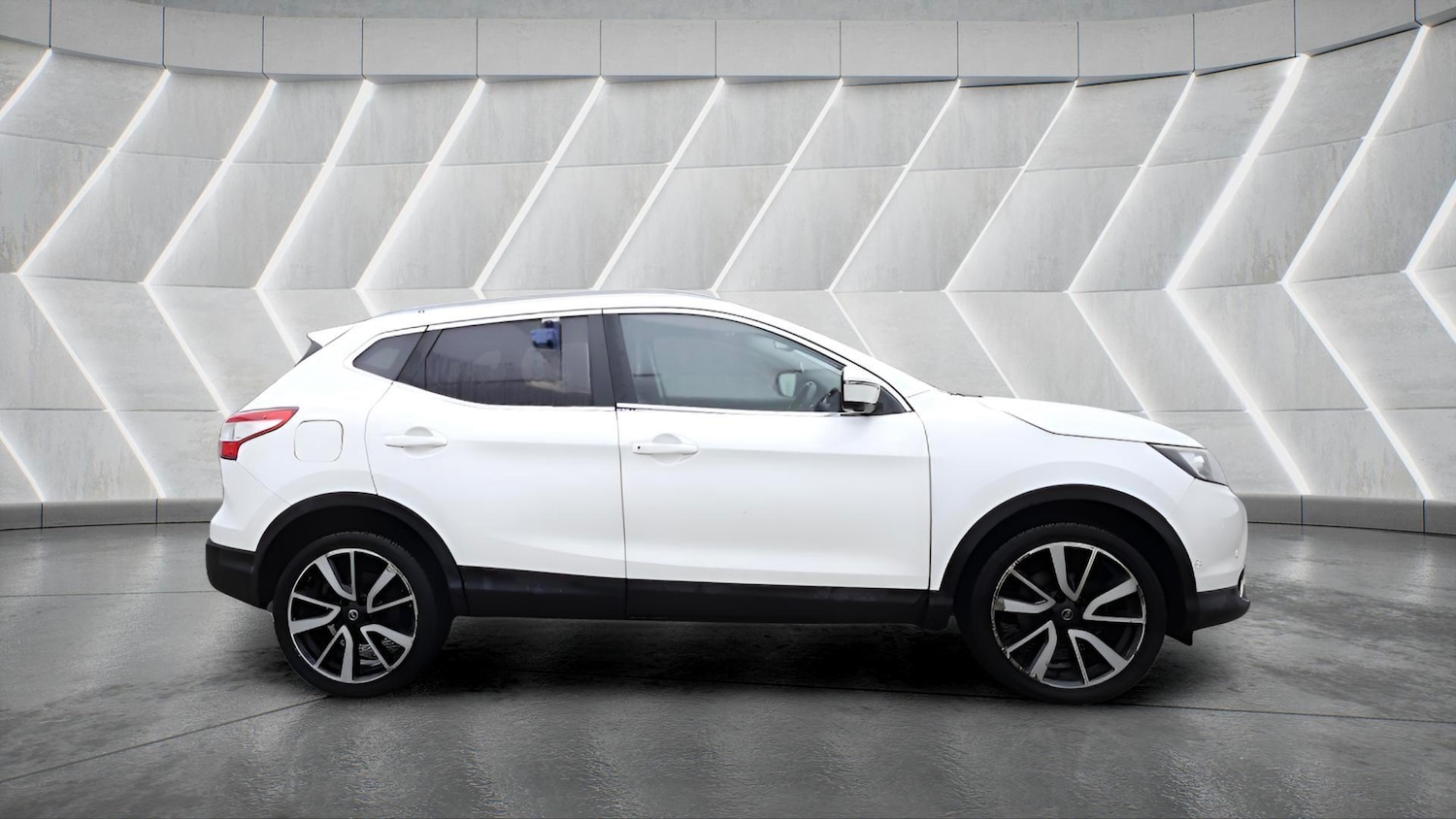 Used Nissan Qashqai 2016 for sale - 78100135: Photo 3