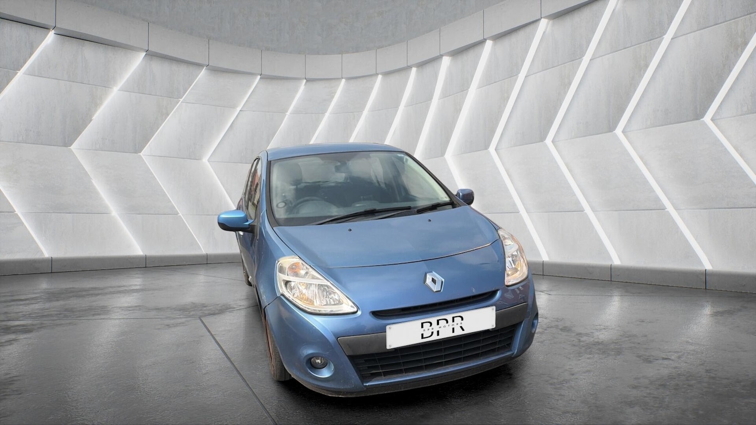 Used Renault Clio for sale - 77993636: Photo 2