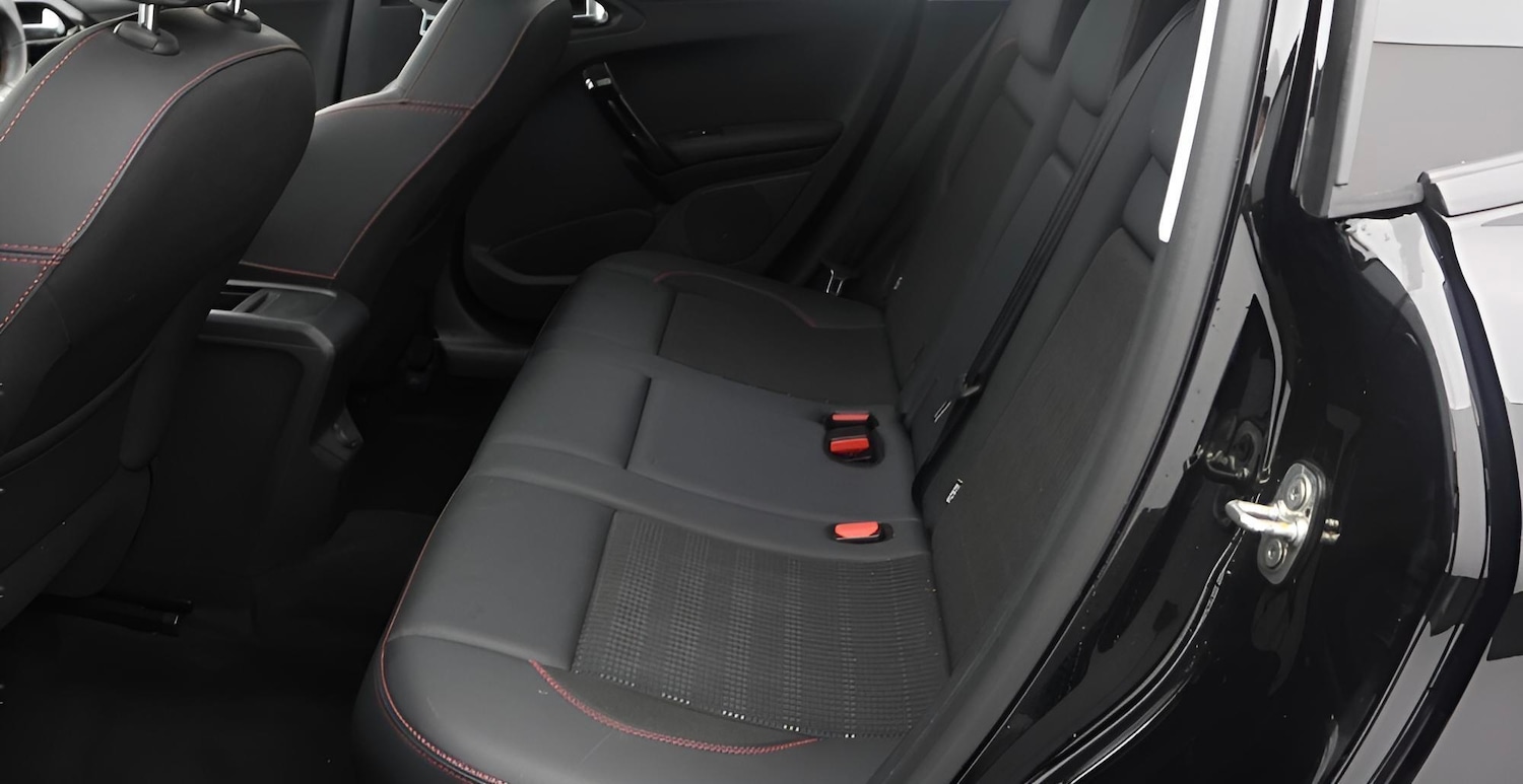 Used Peugeot 2008 2018 for sale - 77839647: Photo 11