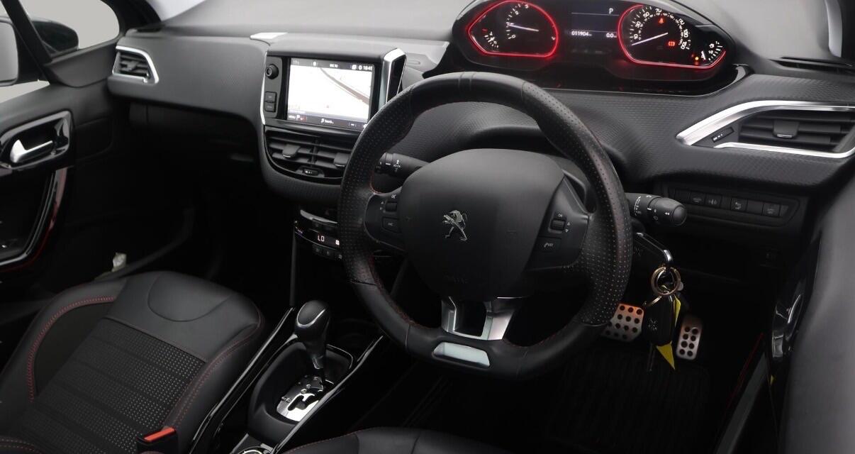 Used Peugeot 2008 2018 for sale - 77839647: Photo 9