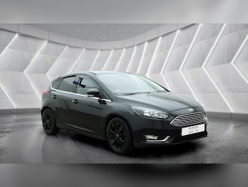 Used Ford Focus 2015 for sale - 78170100: Photo