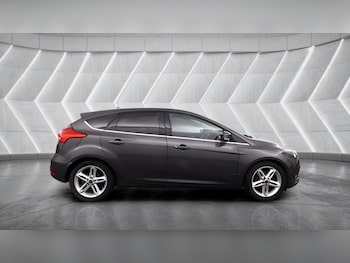 Used Ford Focus 2016 for sale - 78705036: Photo