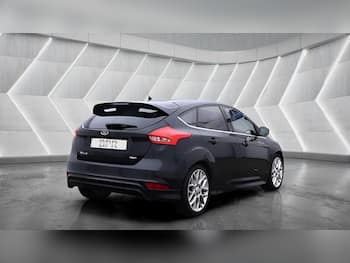 Used Ford Focus 2016 for sale - 79677259: Photo