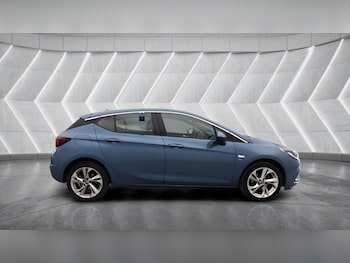 Used Vauxhall Astra 2017 for sale - 79248601: Photo