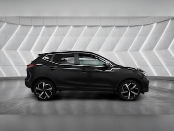Used Nissan Qashqai 2018 for sale - 79808702: Photo