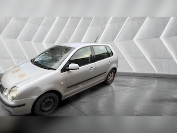 Used Volkswagen Polo 2002 for sale - 77709839: Photo