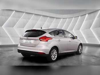Used Ford Focus 2017 for sale - 79426440: Photo