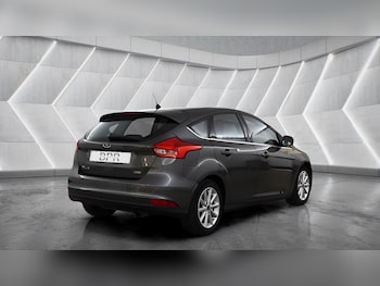 Used Ford Focus 2017 for sale - 79472242: Photo