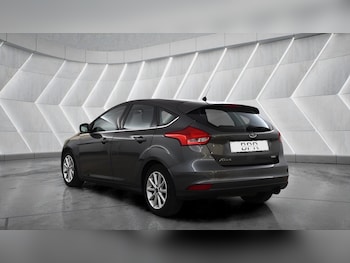 Used Ford Focus 2017 for sale - 79472242: Photo
