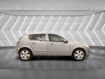 Used Vauxhall Astra 2008 for sale - 77586606: Photo