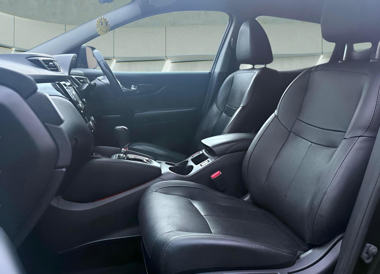 Used Nissan Qashqai 2016 for sale - 77978423: Photo 10