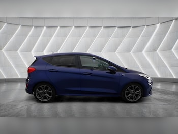 Used Ford Fiesta 2017 for sale - 78612922: Photo