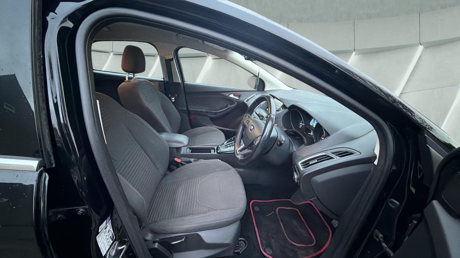 Used Ford Focus for sale - 77799419: Photo 13