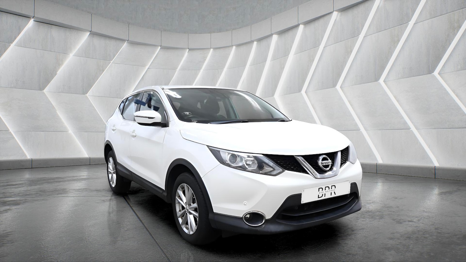 Used Nissan Qashqai 2016 for sale - 77898637: Photo 2