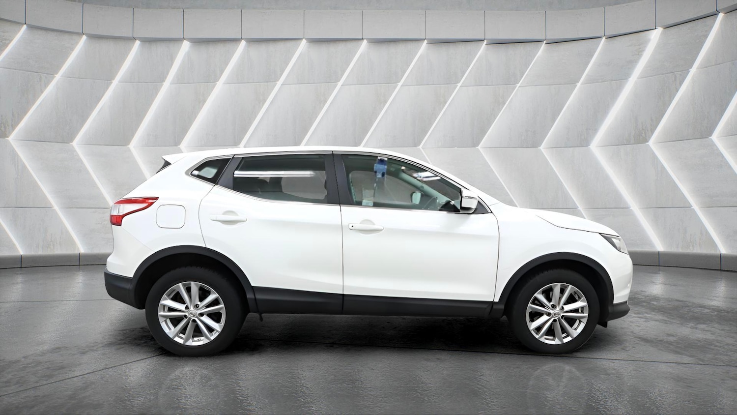 Used Nissan Qashqai 2016 for sale - 77898637: Photo 3