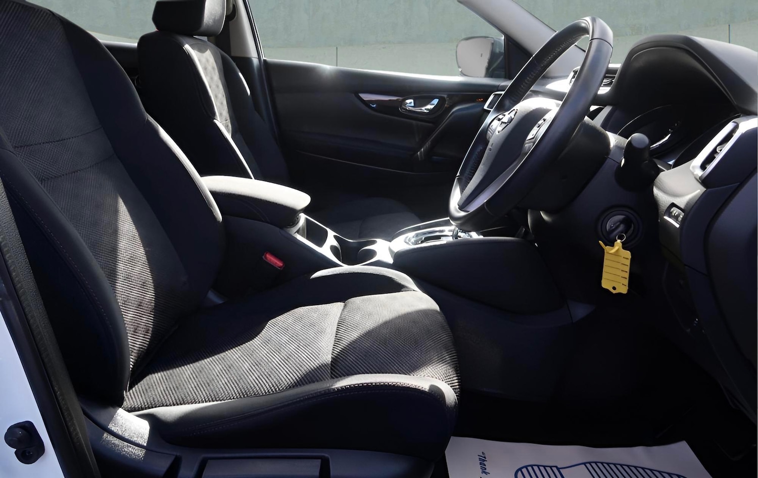 Used Nissan Qashqai 2016 for sale - 77898637: Photo 8