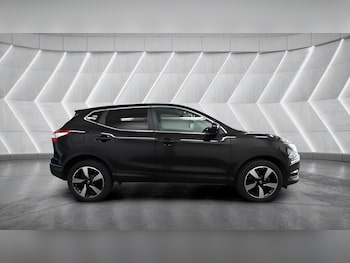 Used Nissan Qashqai 2016 for sale - 79256190: Photo