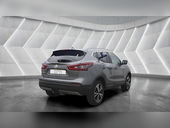 Used Nissan Qashqai 2018 for sale - 78648893: Photo