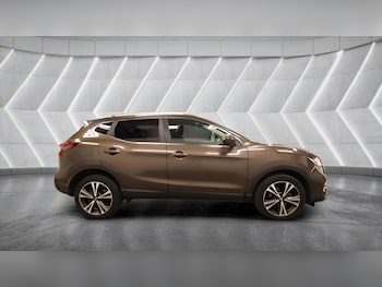Used Nissan Qashqai 2017 for sale - 79622328: Photo