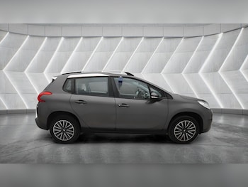 Used Peugeot 2008 2015 for sale - 78141417: Photo