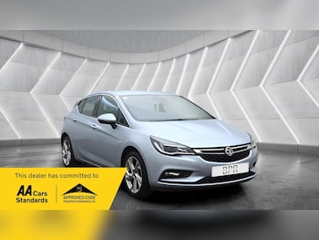 Used Vauxhall Astra 2017 for sale - 79440975: Photo