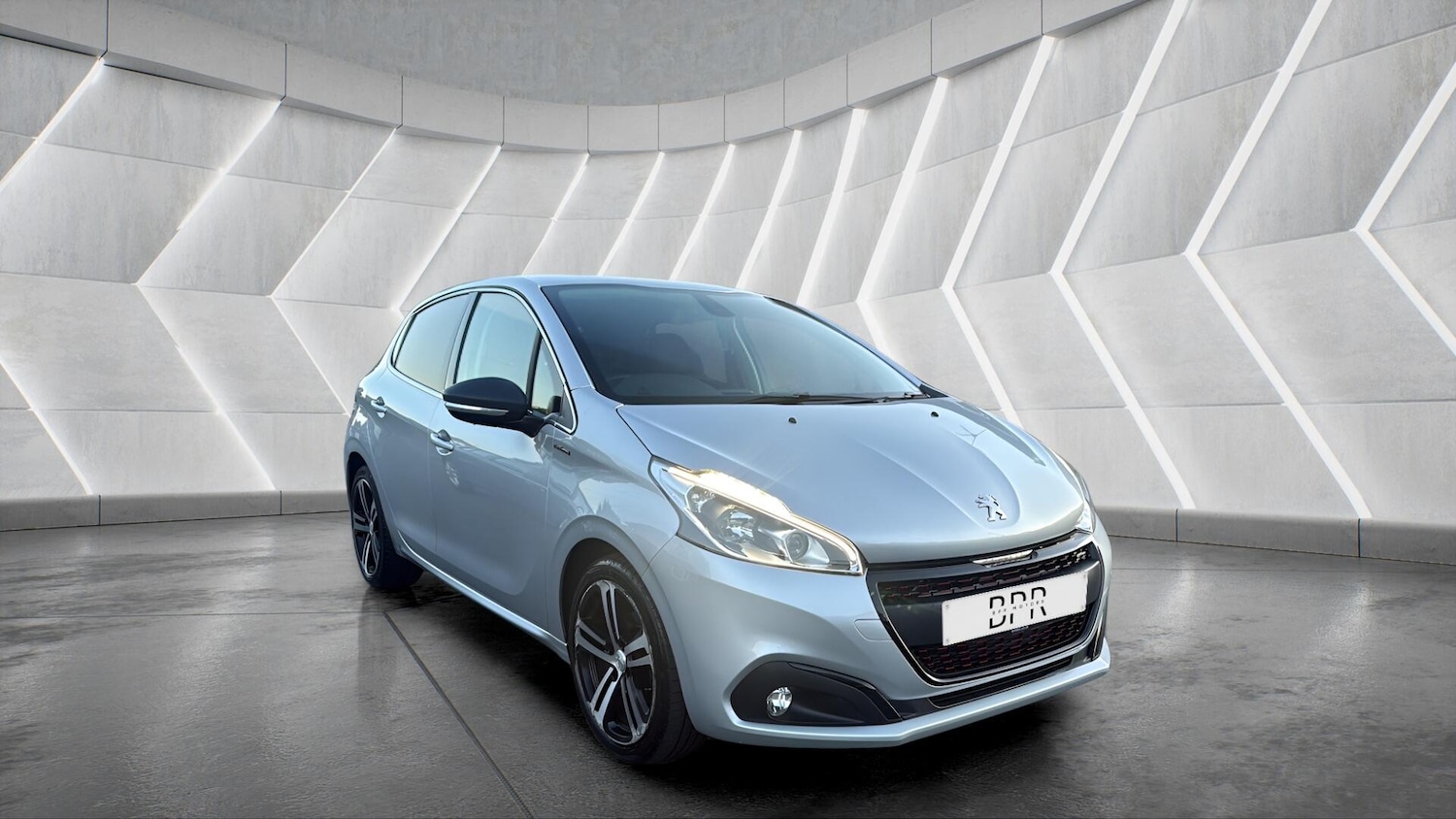 Used Peugeot 208 2018 for sale - 77524053: Photo 2
