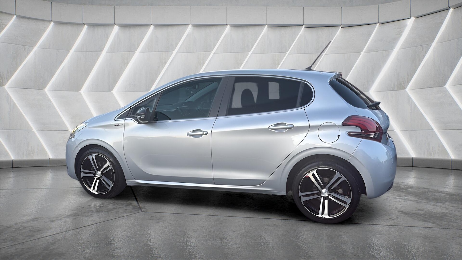 Used Peugeot 208 2018 for sale - 77524053: Photo 7