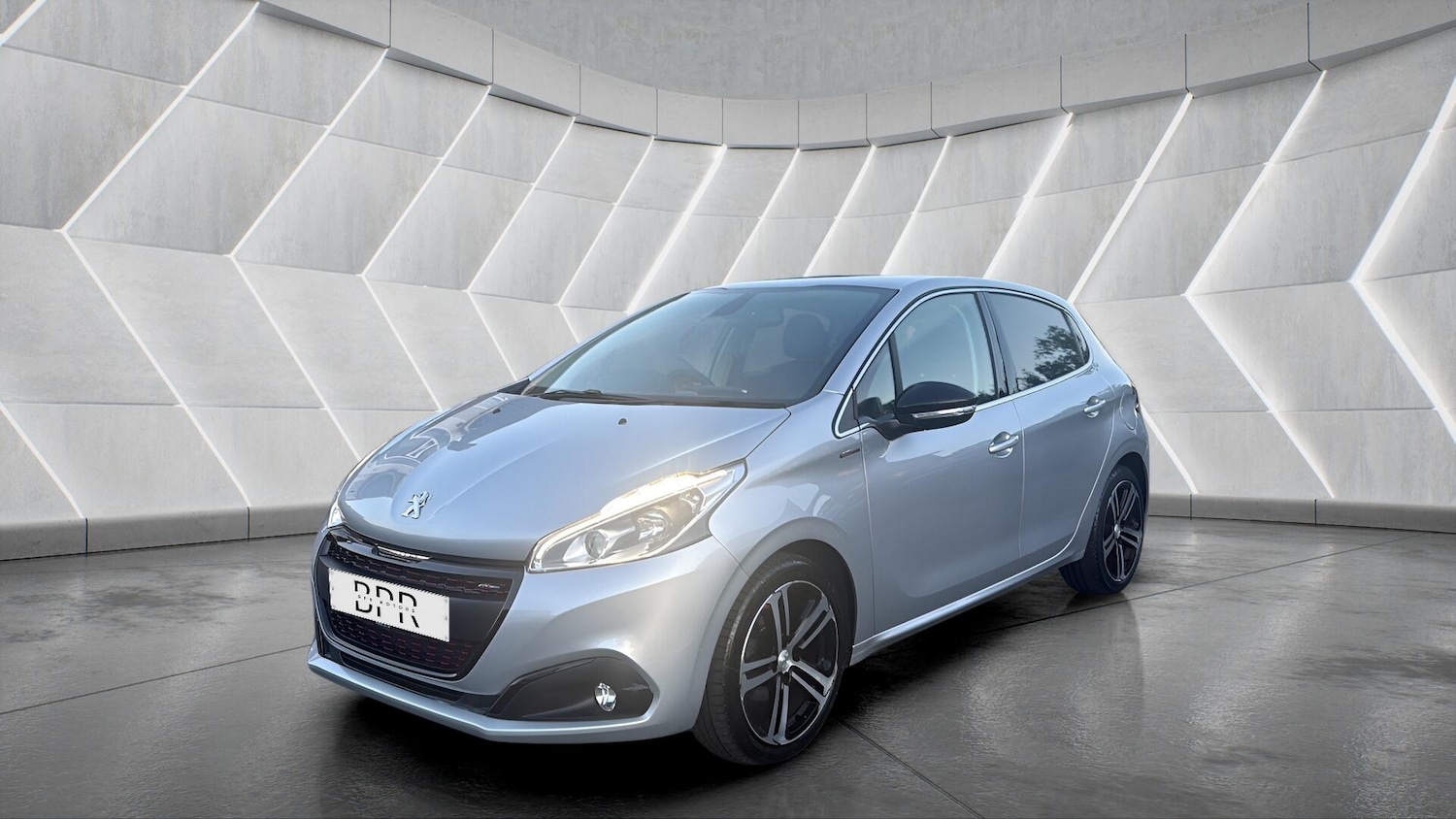 Used Peugeot 208 2018 for sale - 77524053: Photo 8