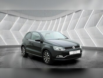 Used Volkswagen Polo 2015 for sale - 77586049: Photo