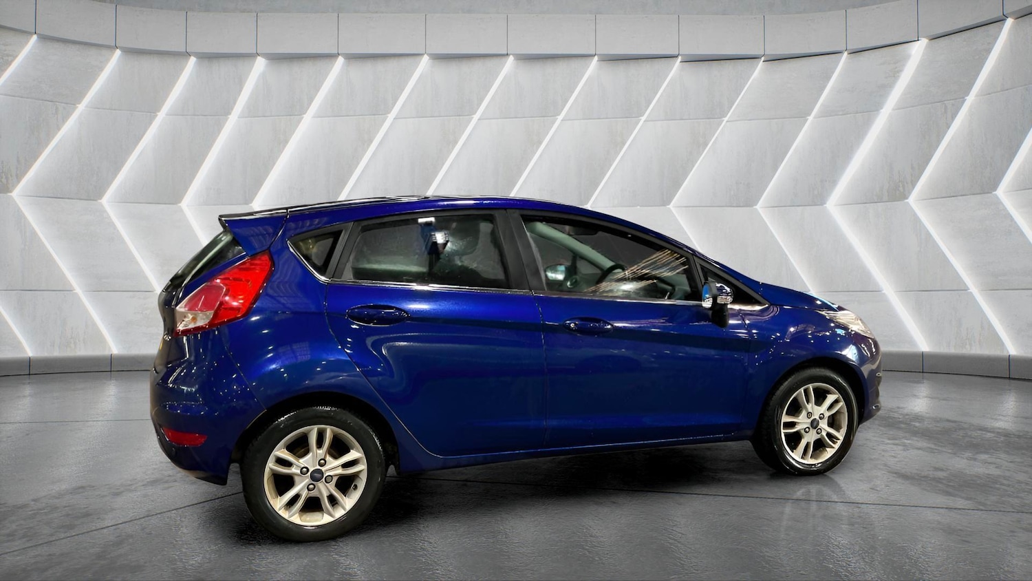 Used Ford Fiesta 2015 for sale - 77525130: Photo 4