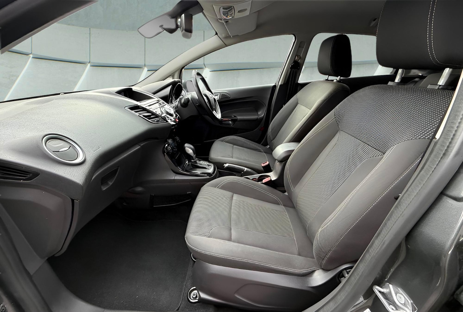 Used Ford Fiesta 2015 for sale - 77525130: Photo 9