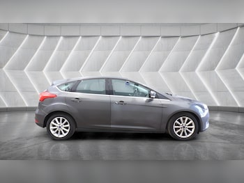 Used Ford Focus 2017 for sale - 79062865: Photo