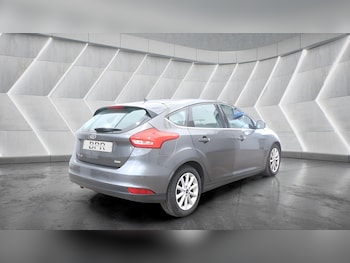 Used Ford Focus 2017 for sale - 79062865: Photo