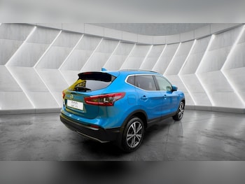 Used Nissan Qashqai 2017 for sale - 79061572: Photo