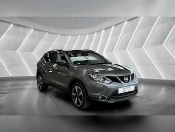 Used Nissan Qashqai 2017 for sale - 79711824: Photo