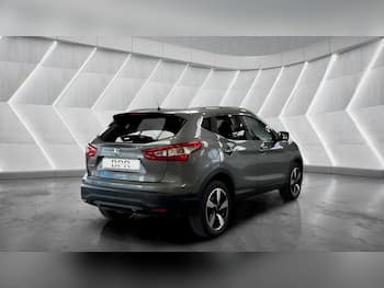 Used Nissan Qashqai 2017 for sale - 79711824: Photo