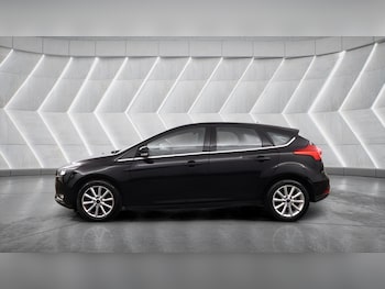 Used Ford Focus 2016 for sale - 78998775: Photo