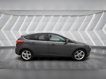 Used Ford Focus 2017 for sale - 78965724: Photo