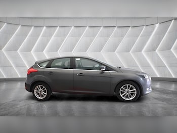 Used Ford Focus 2016 for sale - 79225219: Photo