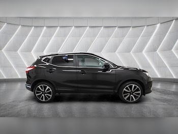Used Nissan Qashqai 2017 for sale - 79292604: Photo