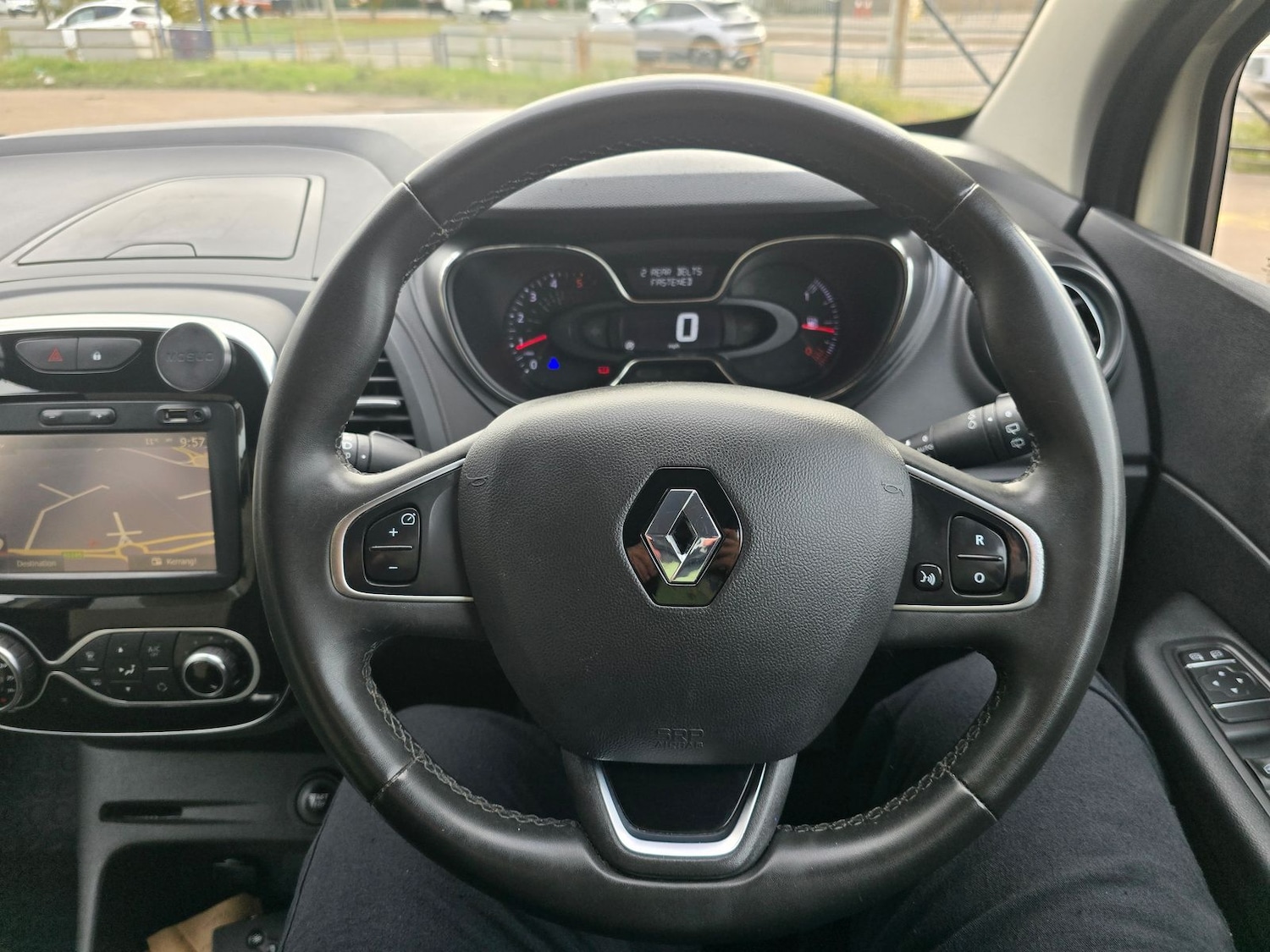 Used Renault Captur 2018 for sale - 76297389: Photo 11