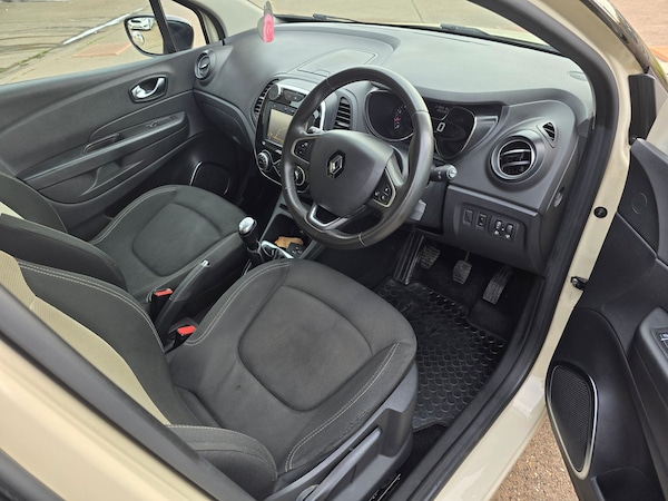Used Renault Captur 2018 for sale - 76297389: Photo 15