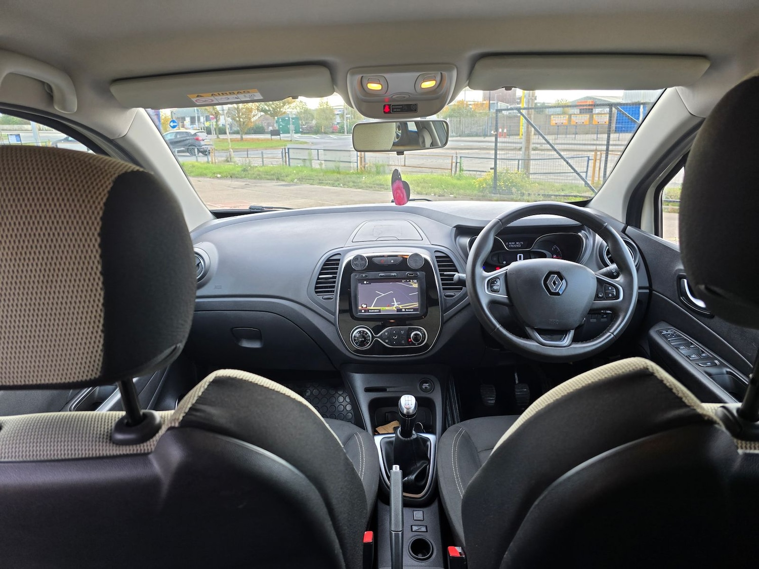 Used Renault Captur 2018 for sale - 76297389: Photo 21