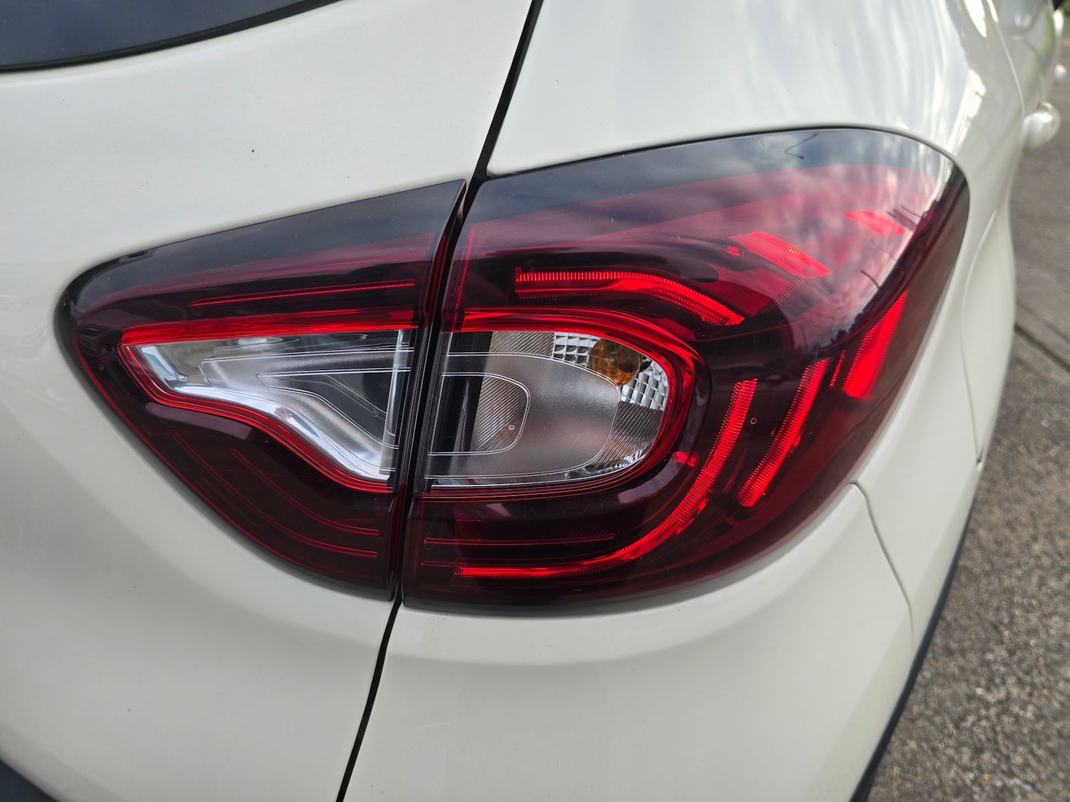 Used Renault Captur 2018 for sale - 76297389: Photo 30