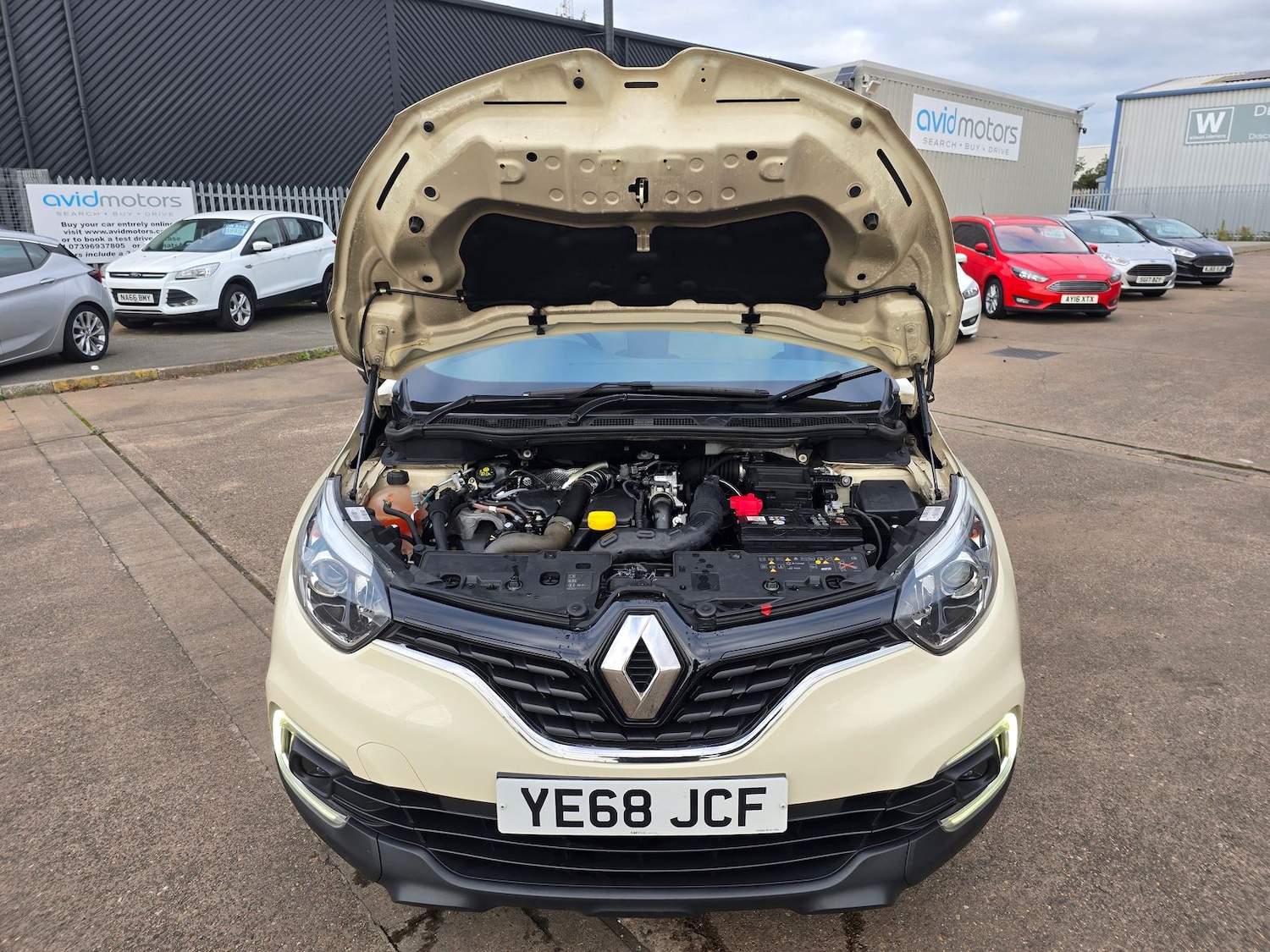 Used Renault Captur 2018 for sale - 76297389: Photo 9