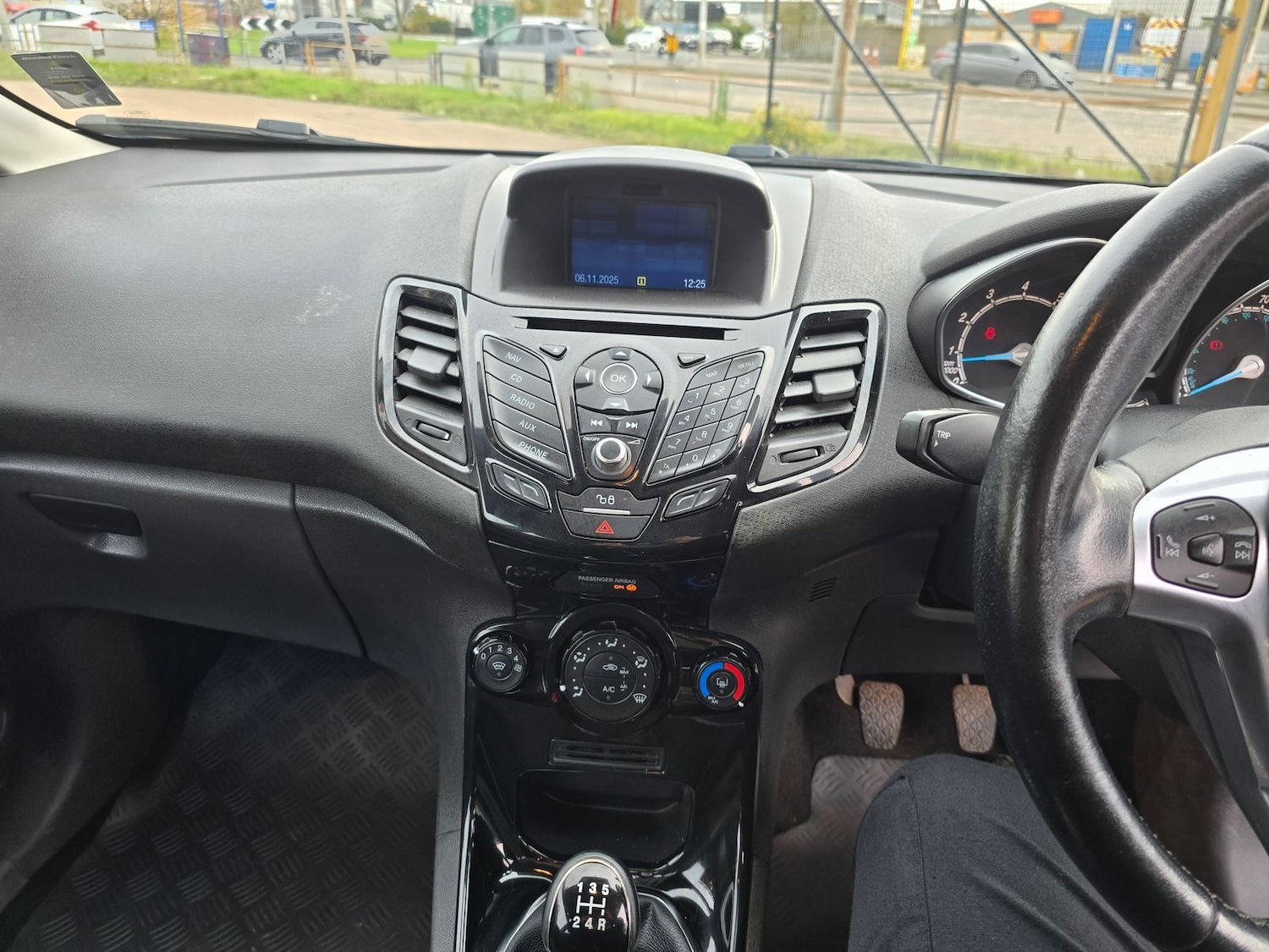 Used Ford Fiesta 2017 for sale - 76539740: Photo 12