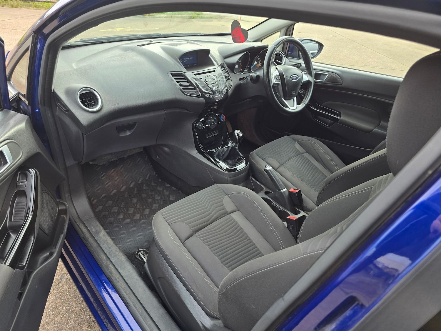 Used Ford Fiesta 2017 for sale - 76539740: Photo 18