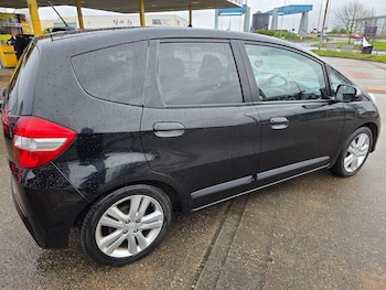 Used Honda Jazz 2013 for sale - 78009459: Photo