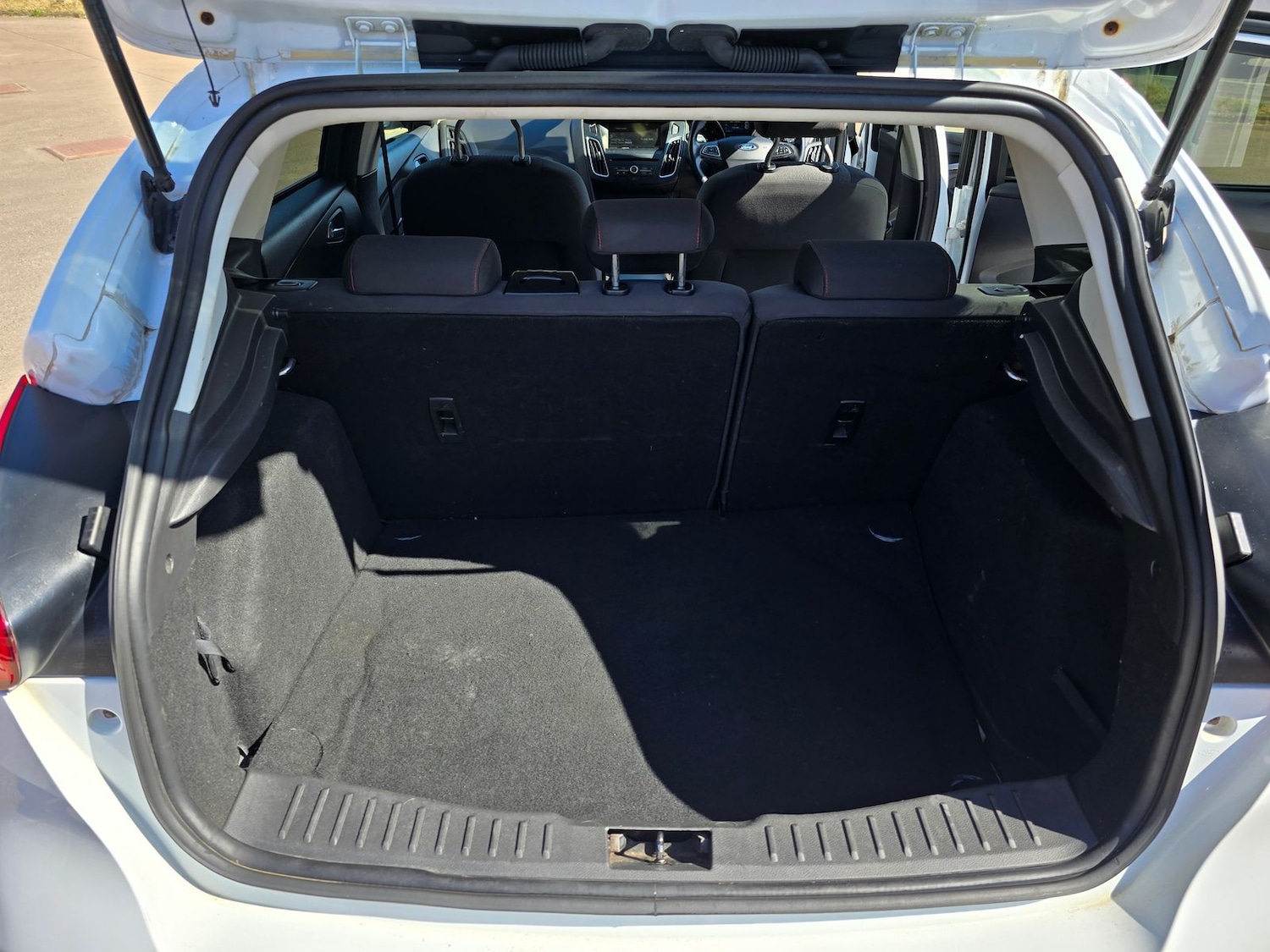 Used Ford Focus 2015 for sale - 75943493: Photo 15