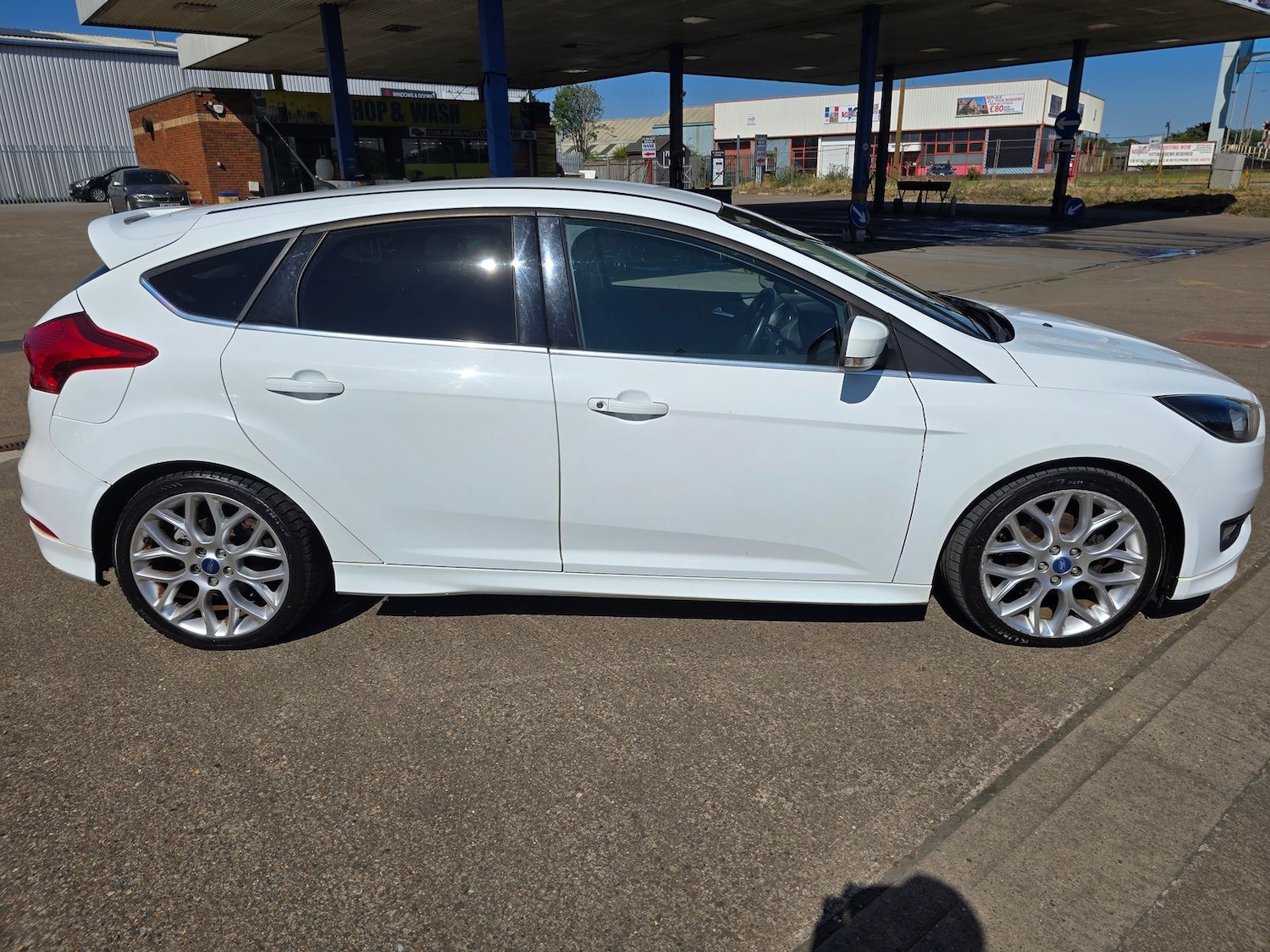 Used Ford Focus 2015 for sale - 75943493: Photo 3